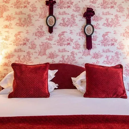 Eugénie 4* Paris
