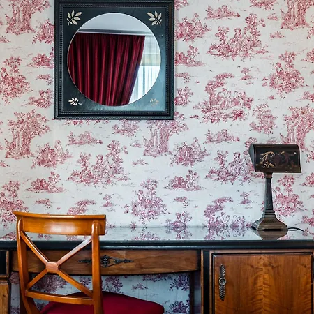 Eugénie Hotel 4*