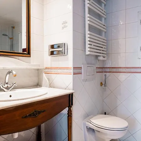 Maison Eugenie Hotel Parijs