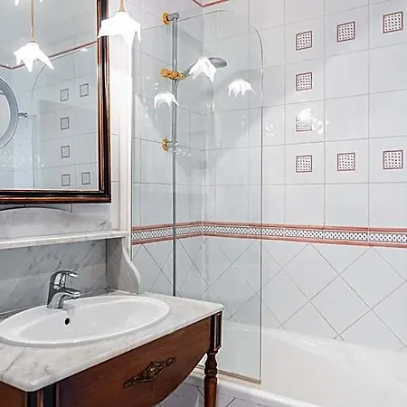 فندق Maison Eugenie باريس