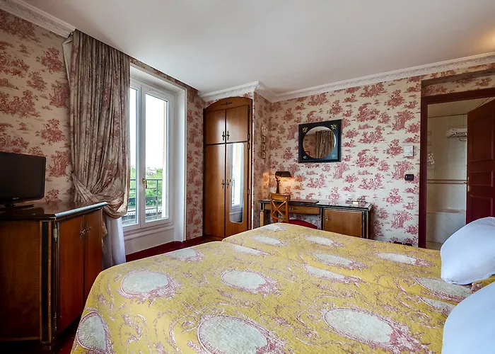 Maison Eugenie Hotel 4*