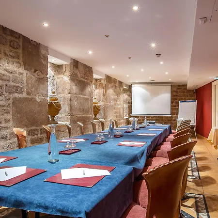 Eugenie 4* Paris